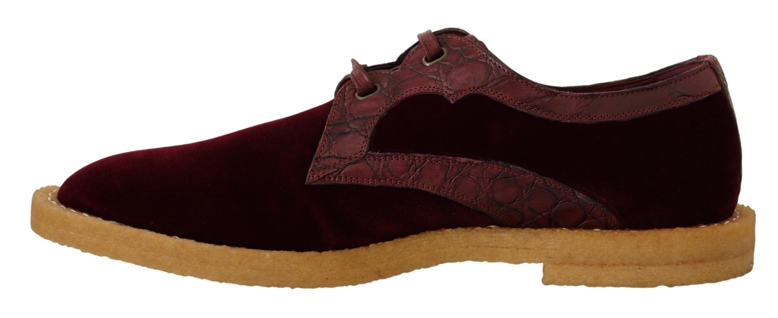 Dolce & Gabbana Bordeaux Sammetsskor i Exotiskt Läder