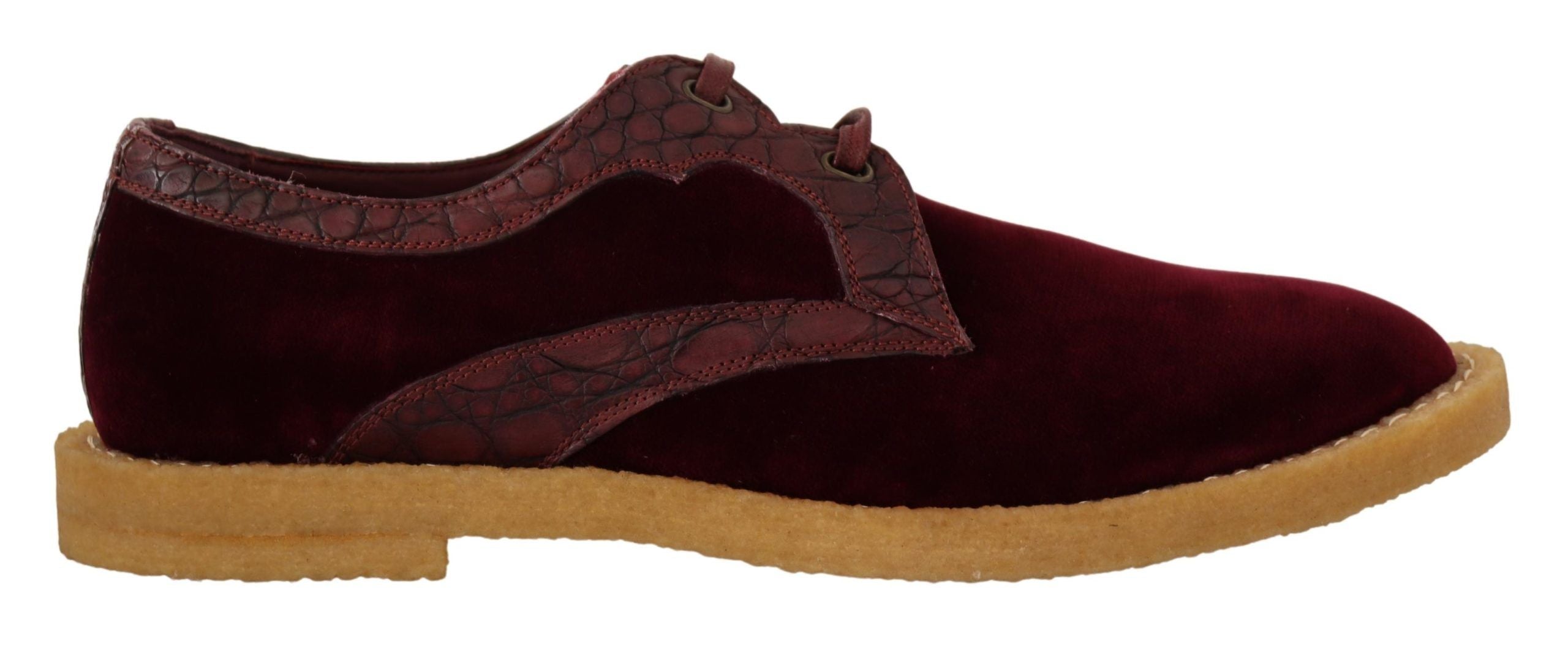 Dolce & Gabbana Bordeaux Sammetsskor i Exotiskt Läder
