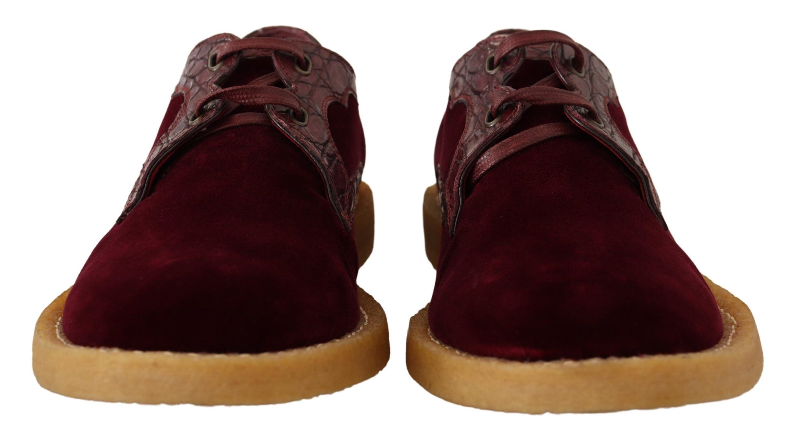 Dolce & Gabbana Bordeaux Sammetsskor i Exotiskt Läder