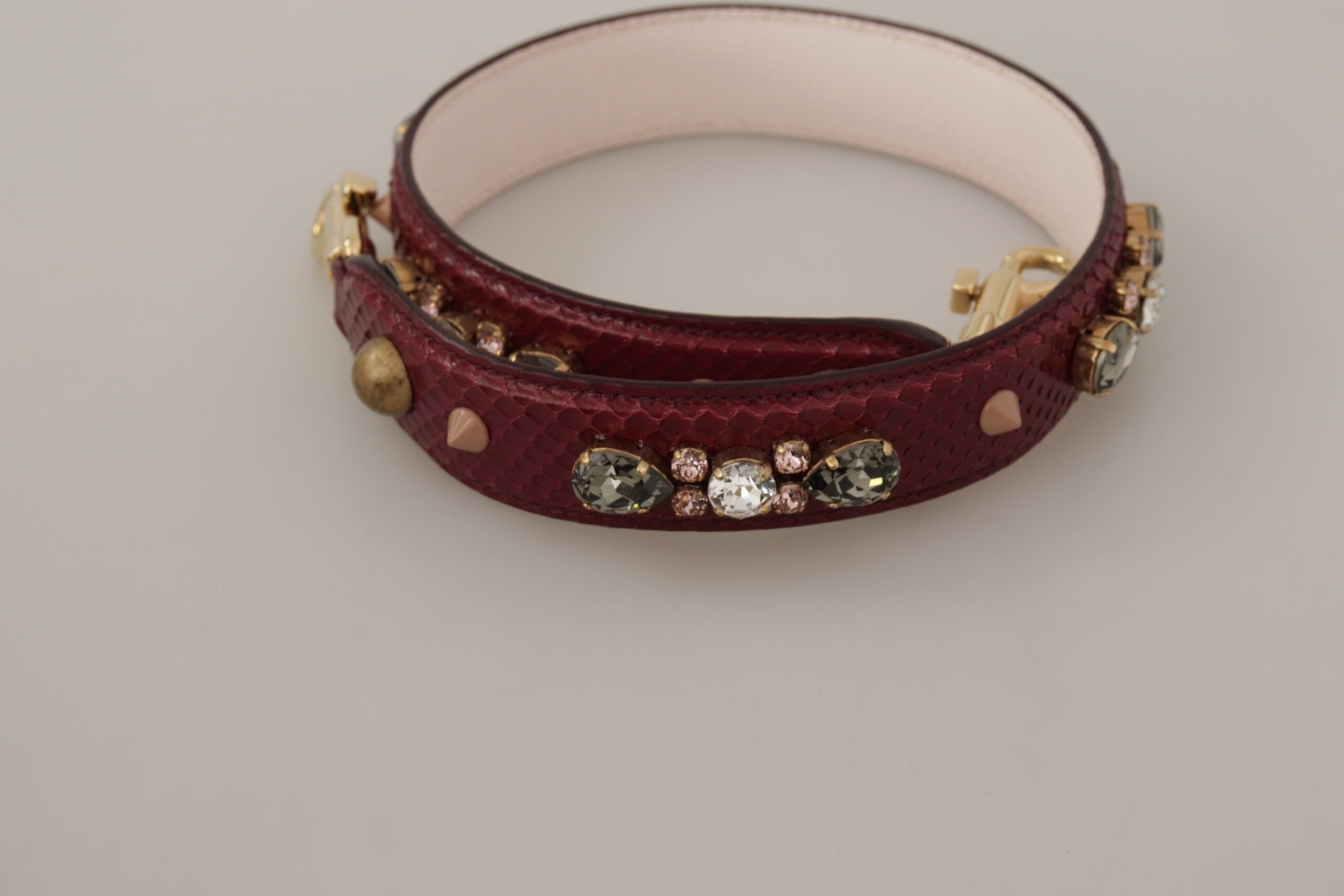 Dolce & Gabbana Bordeaux Läderväska med Kristaller Axelrem
