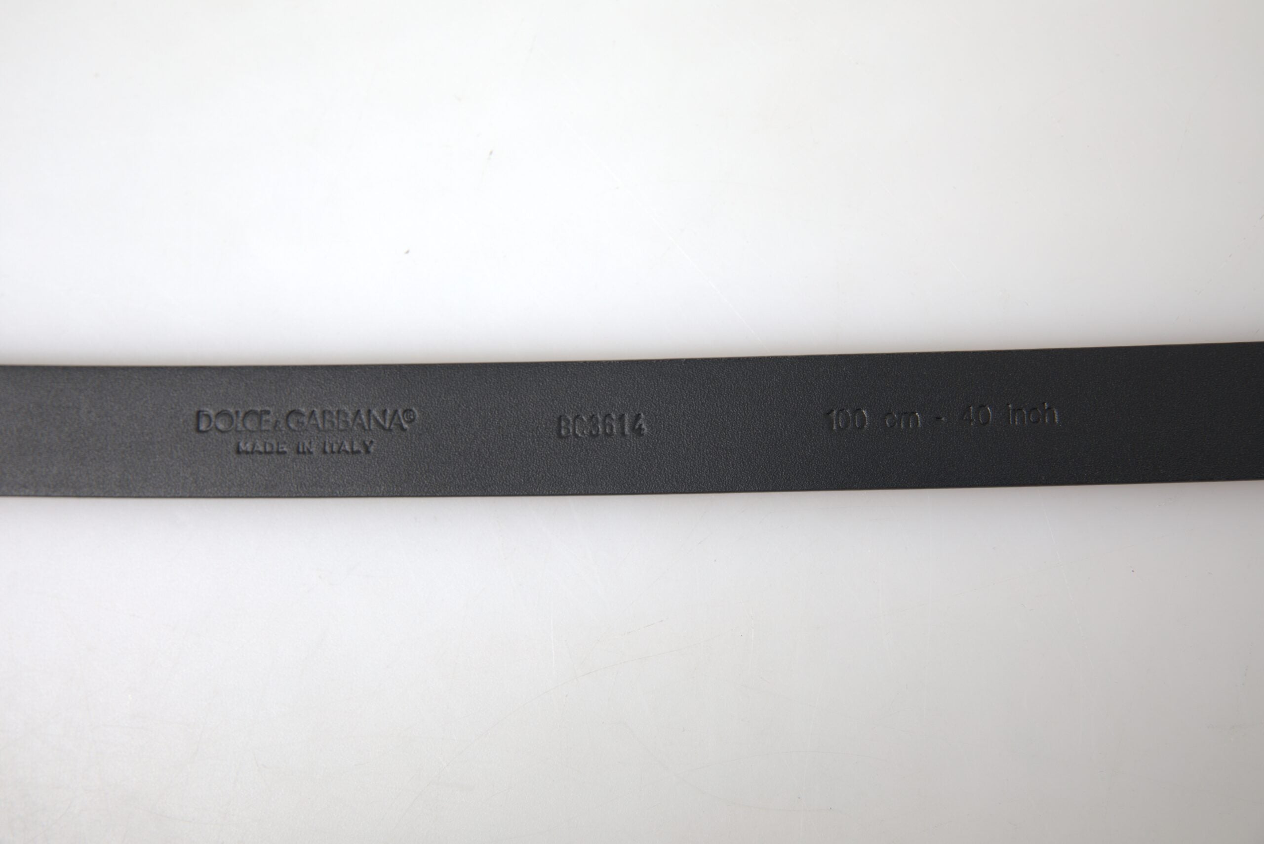 Dolce & Gabbana Bordeaux läderbälte med silverfärgat metallspänne
