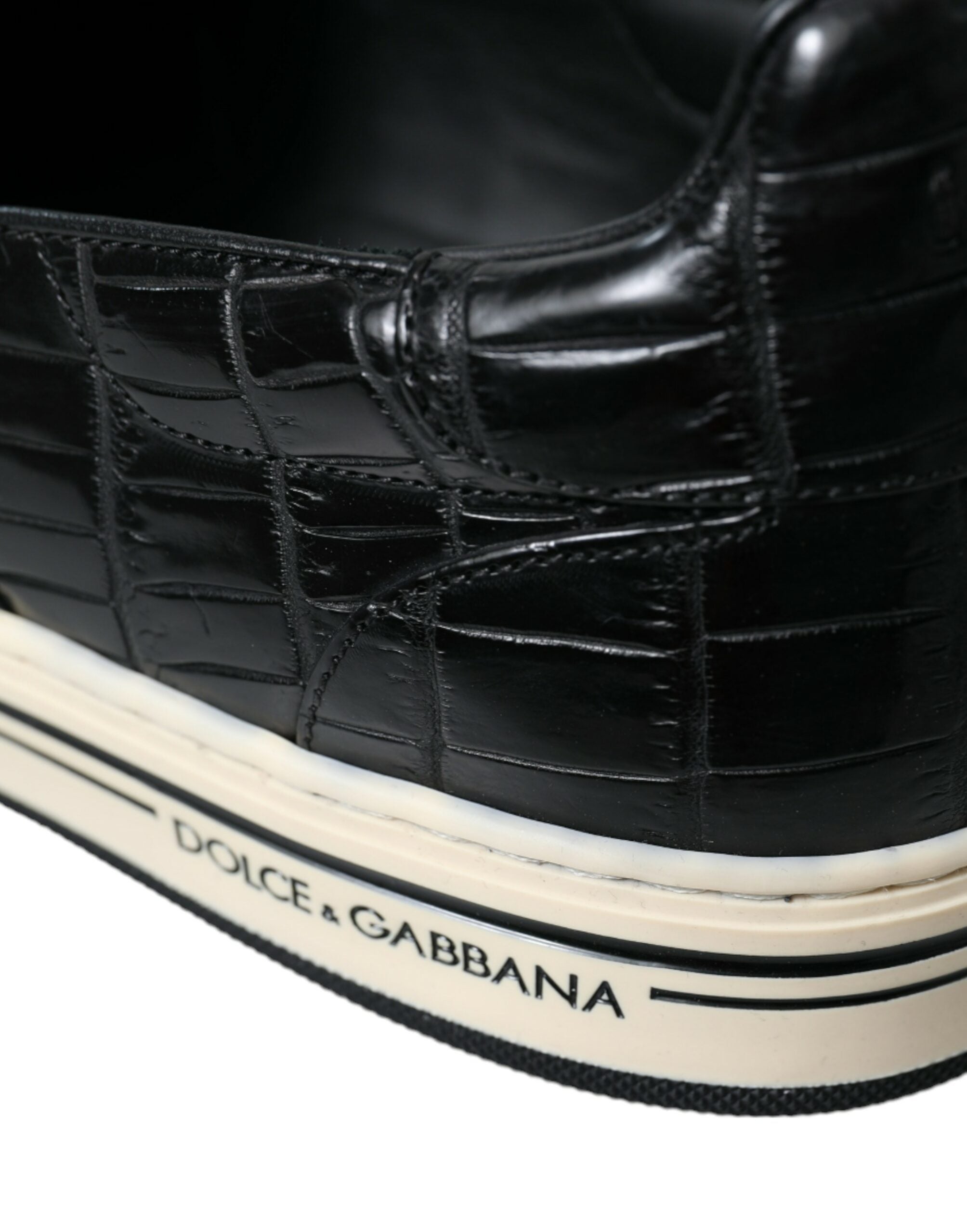 Dolce & Gabbana Svarta Krokodilskor i Exotiskt Läder