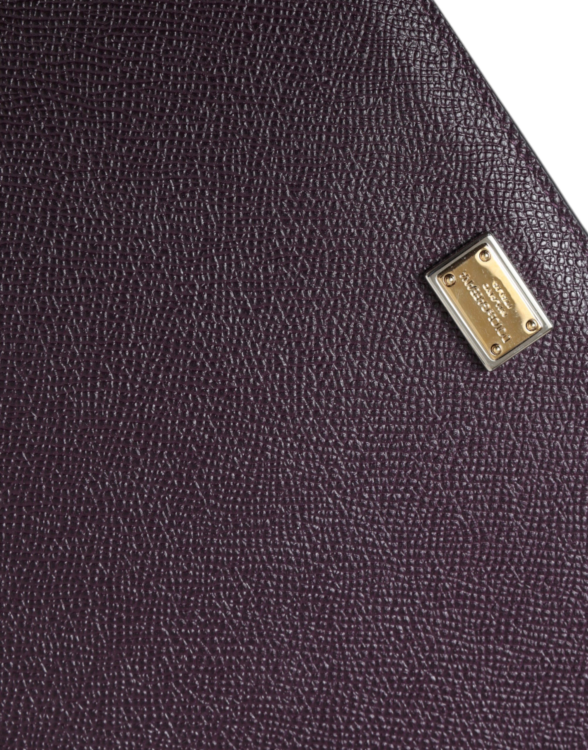 Dolce & Gabbana mörkbrunt läderfodral med logotyp och surfplatta