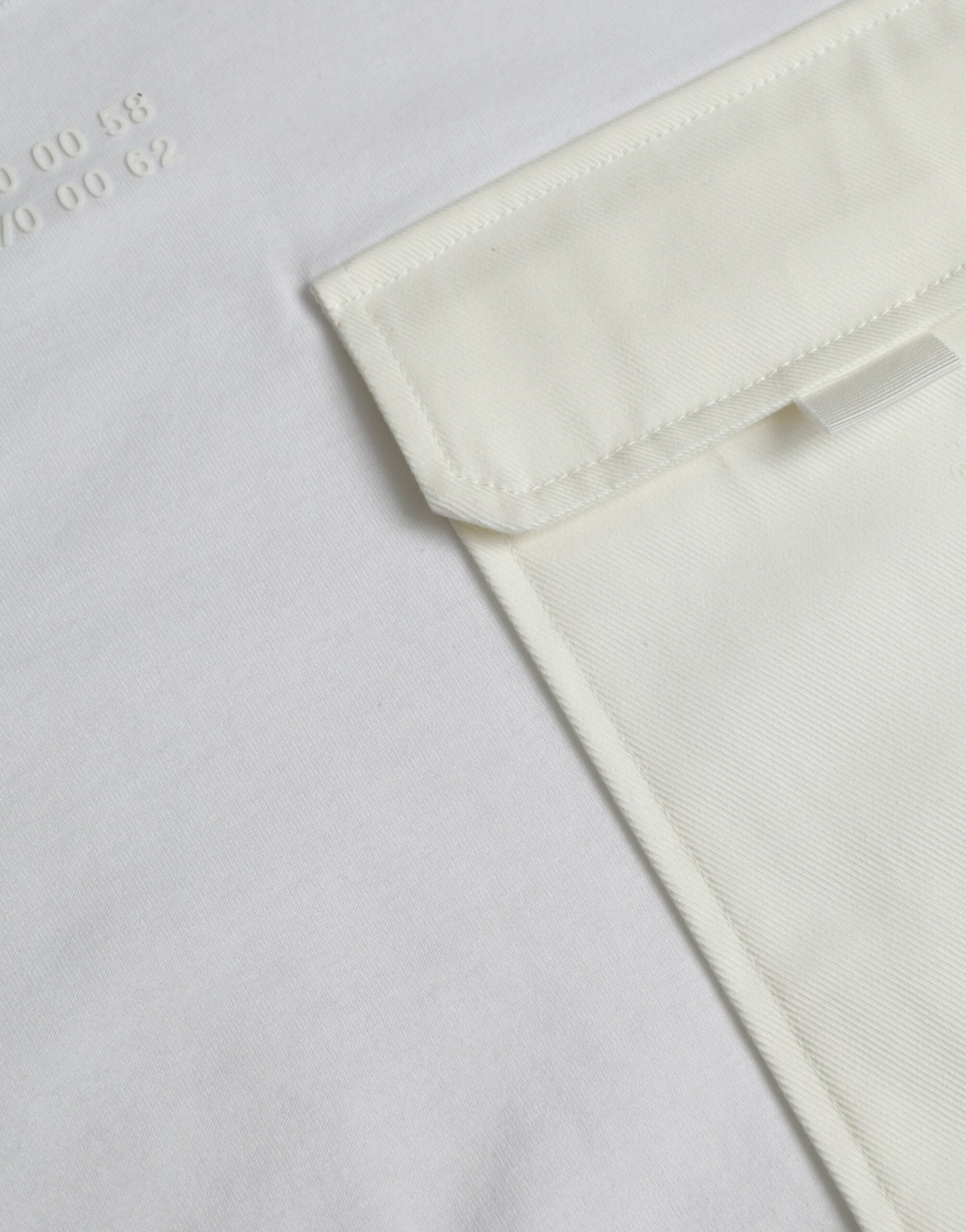 Dolce & Gabbana Vit bomulls-t-shirt med korta ärmar och fickor