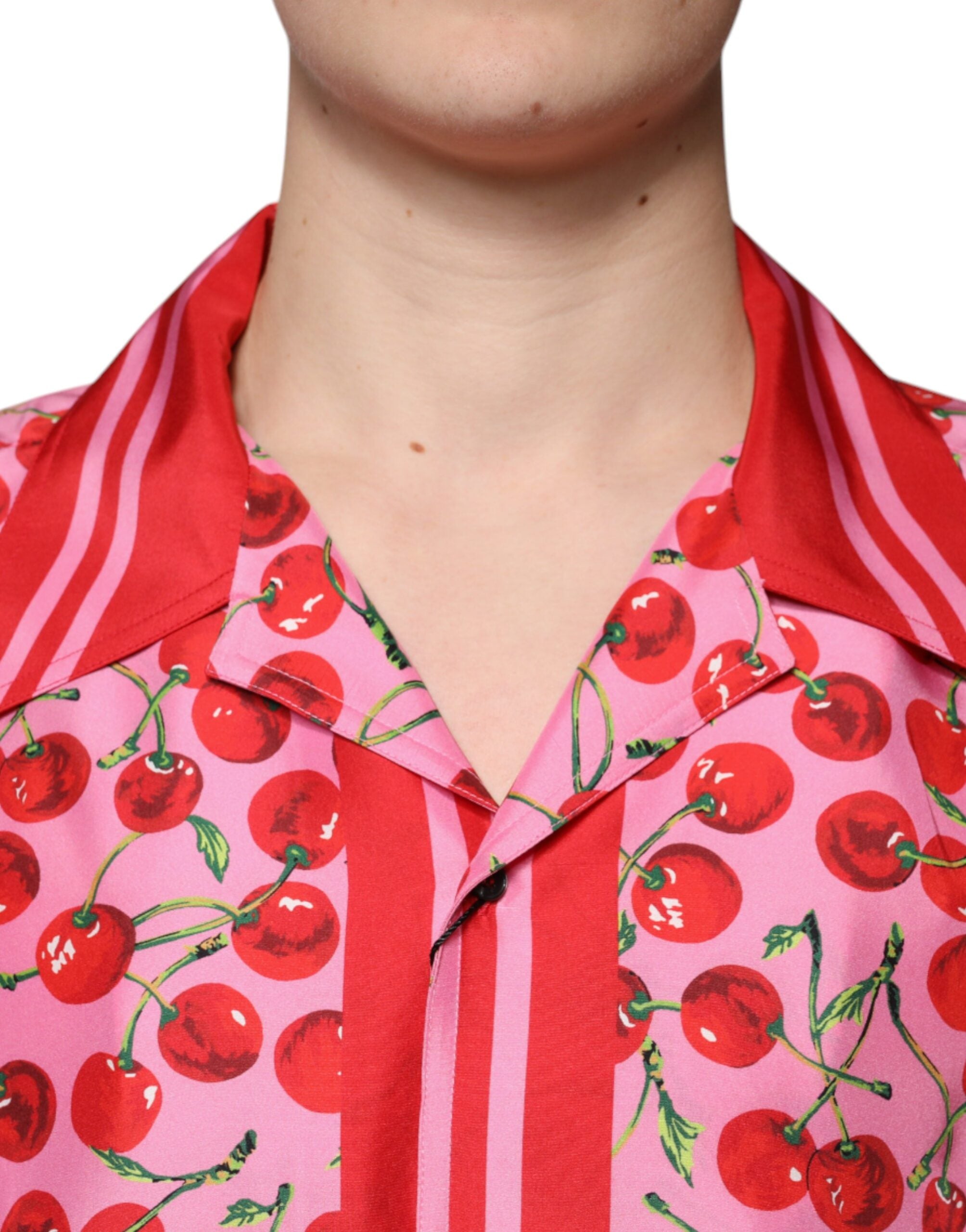 Dolce & Gabbana Rosa Körsbärssidenskjorta med Knappar och Avslappnad Tryck