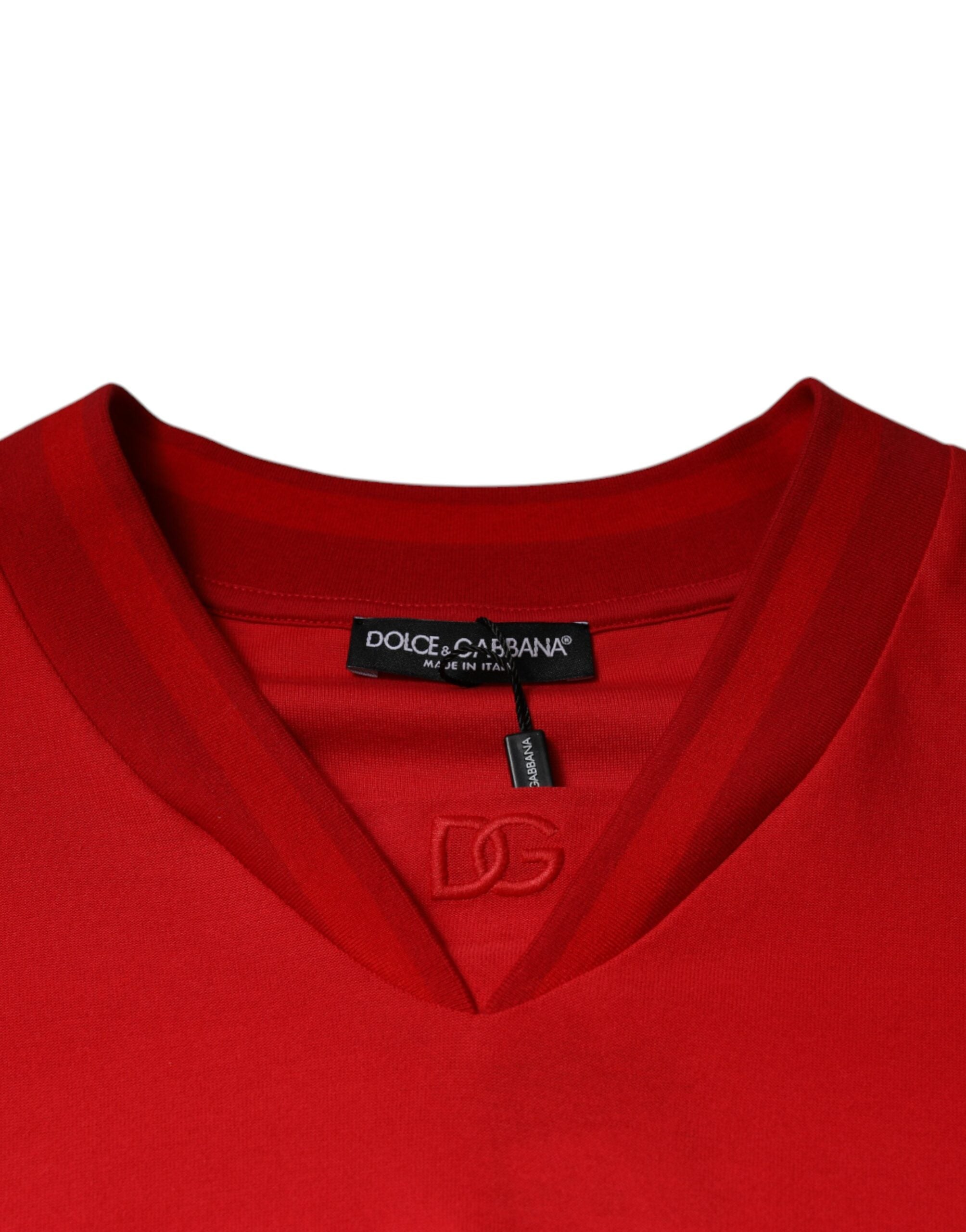 Dolce & Gabbana Röd bomulls-T-shirt med V-ringning och korta ärmar