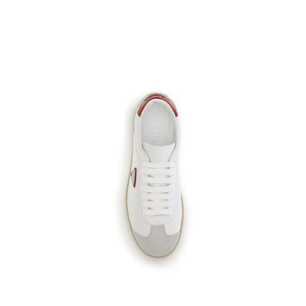 Prada Sneakers med logotyp