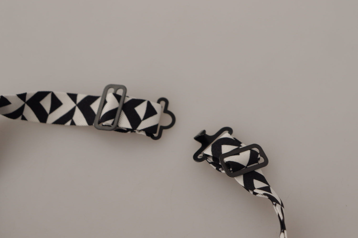 Dolce &amp;amp; Gabbana Svartvit Geometrisk Justerbar Slips i 100 % Siden