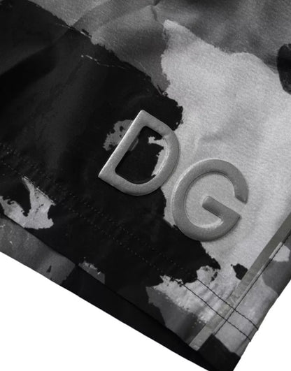 Dolce &amp;amp; Gabbana Flerfärgade Kamouflage DG Logo Beachwear Shorts Badkläder