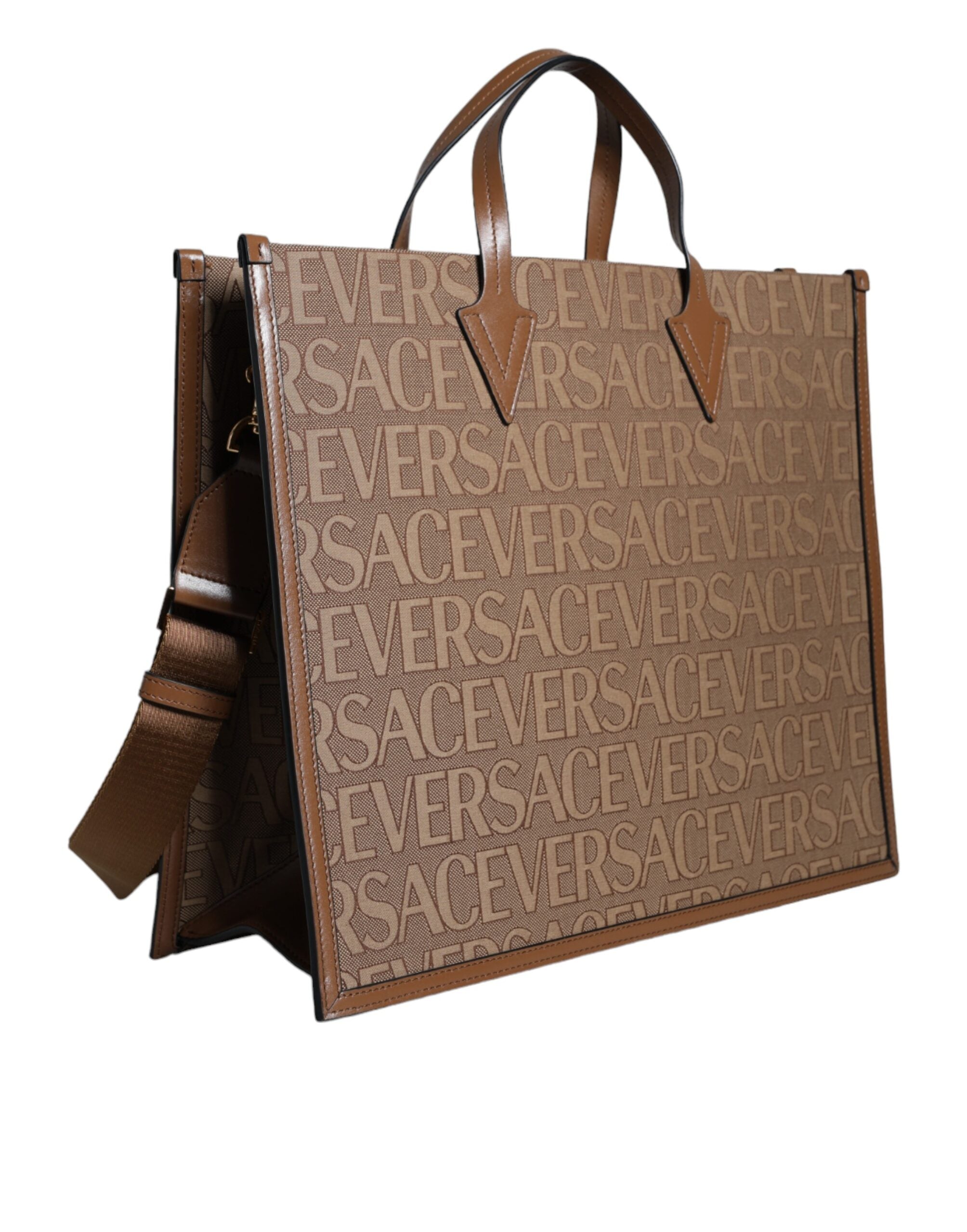 Versace brun axelväska i jacquardläder med logotyp och topphandtag