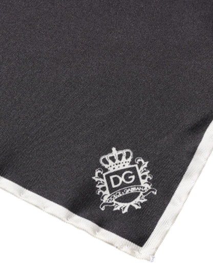 Dolce &amp;amp; Gabbana Svart Kronlogo Fyrkantig Näsdukshalsduk