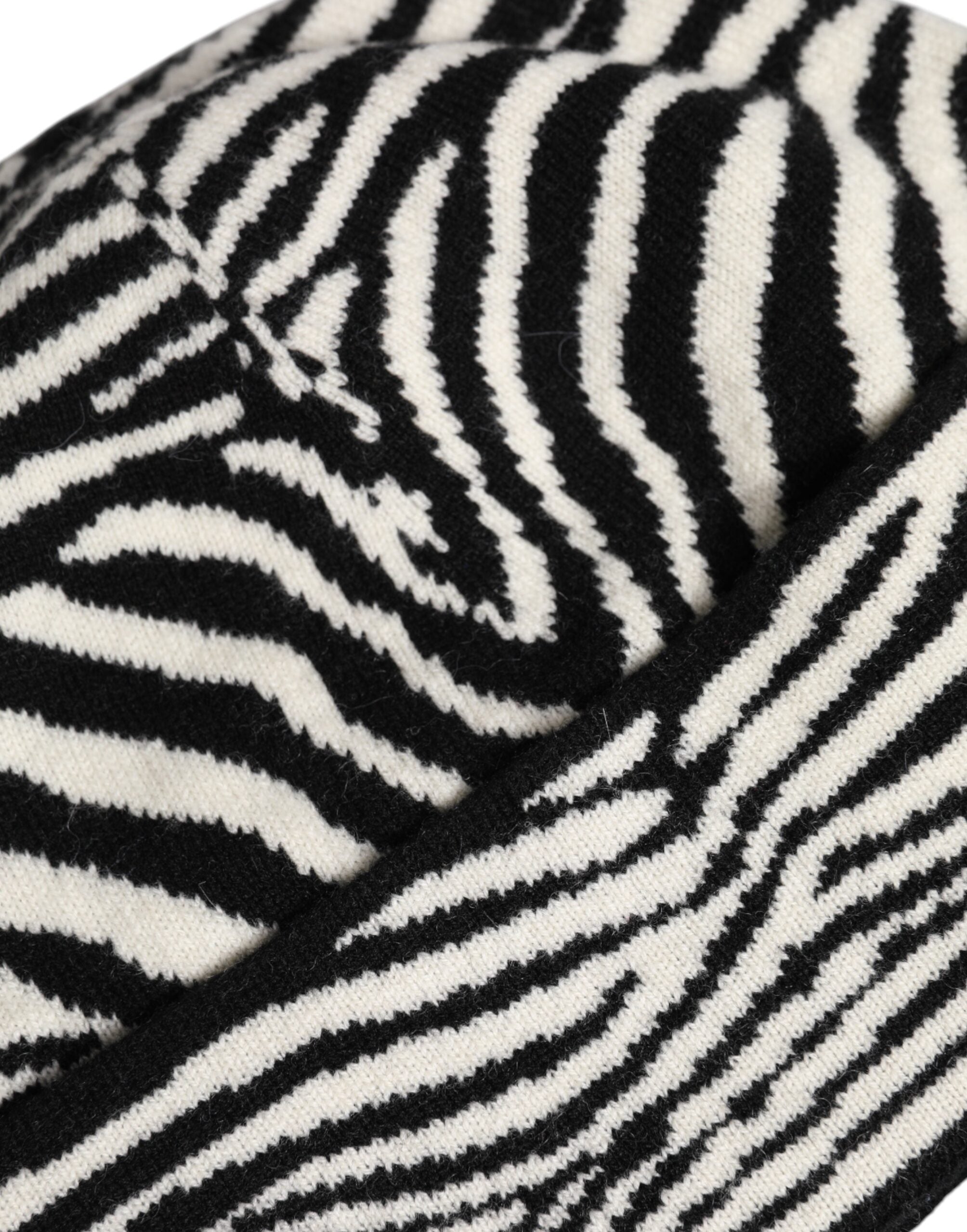 Dolce &amp;amp; Gabbana Svart Vit Zebra Stickad Vintermössa