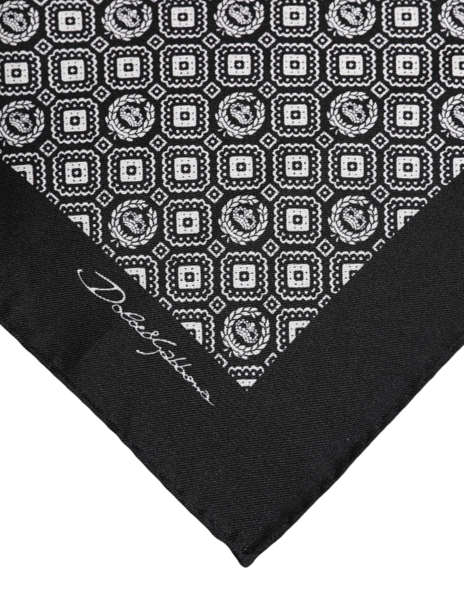 Dolce &amp;amp; Gabbana Svartvit Mönstrad Fyrkantig Foulard Halsduk