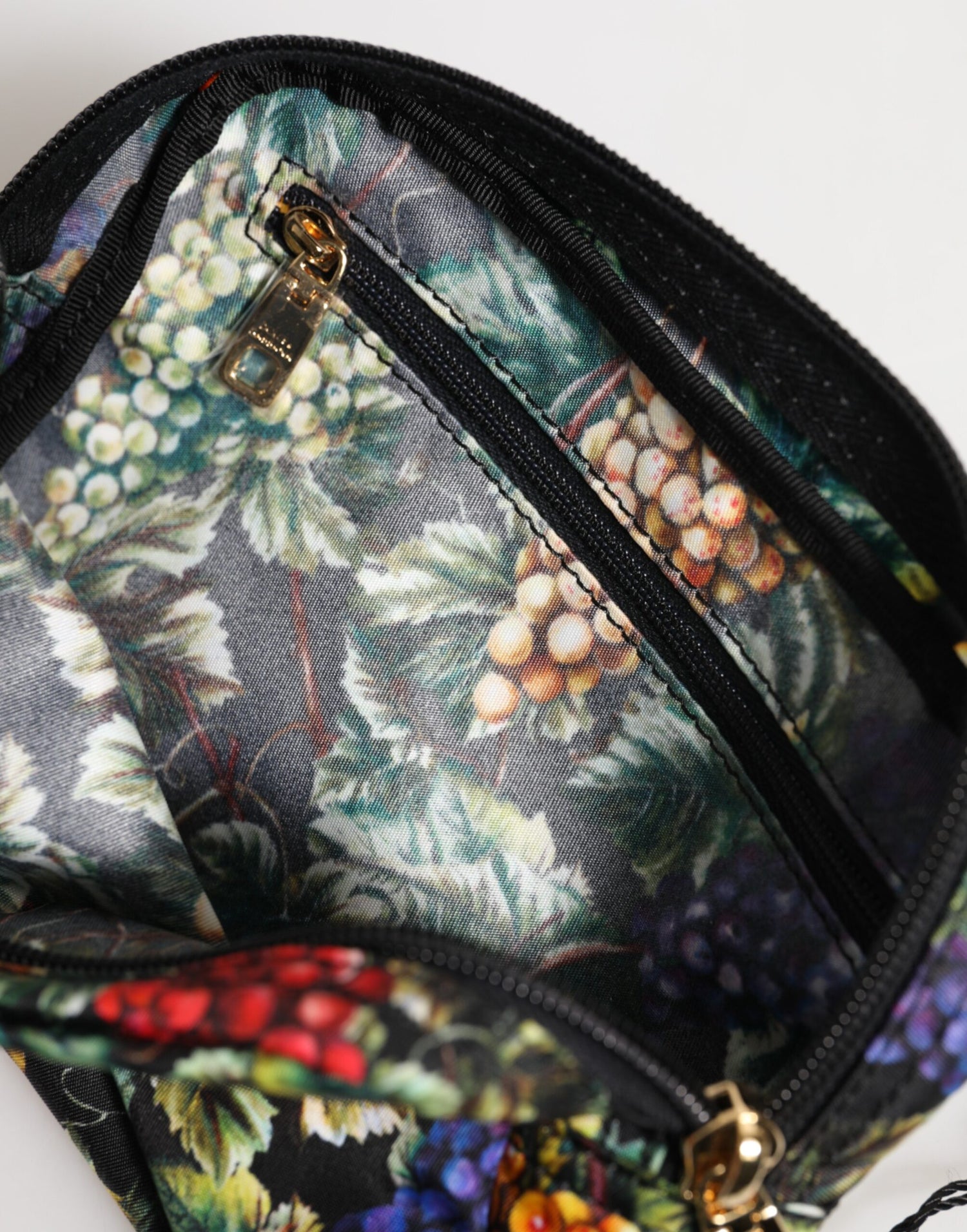 Dolce &amp; Gabbana Multicolor Grape Print Clutch Logo Plaque Pouch Bag