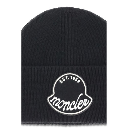 Moncler mössa med logotyp