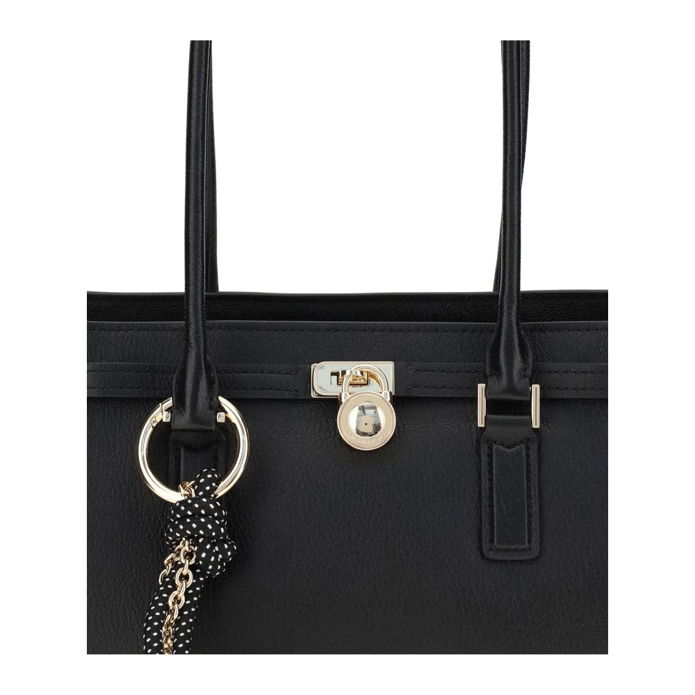 Michael Kors läderaxelväska